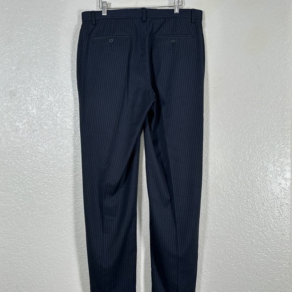 Calvin Klein Regular Fit 2pc. Navy Pinstripe Suit Men's Size Large/34x34 - Picture 9 of 13